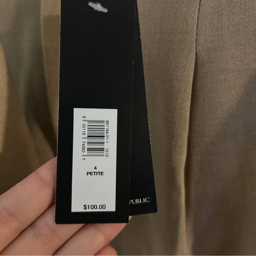 Banana Republic Neutral Beige Linen-Blend Single-Button Blazer - Picture 7 of 12